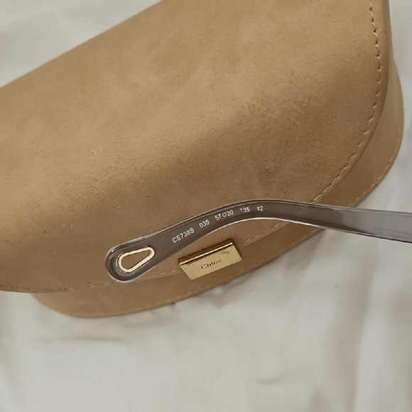 Chloe Black Gradient Sunglasses with Tan Case - Picture 4 of 6